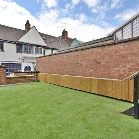 Luxury 3 Bed Apartment - Huge Outdoor Terrace & Amazing Transport Links Londres Exterior foto